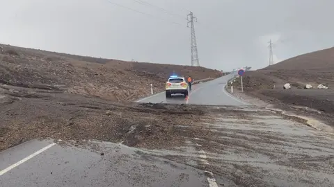 Imagen del lugar donde aparcaban los coches antes de que se hicieran los cunetones