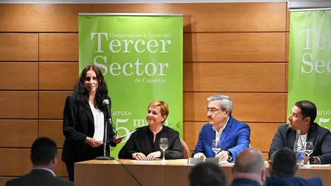 Daisy Villalba en un encuentro con el Tercer Sector