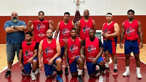 Imagen del CB Los Titanes en su desplazamiento a Fuerteventura.