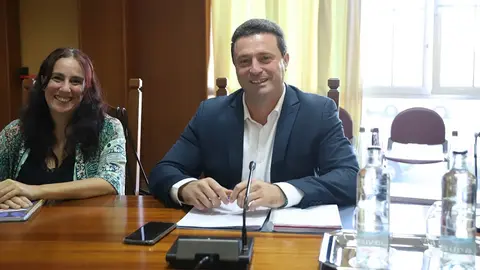 Óscar Noda junto a Daisy Villalba.