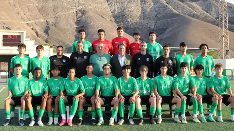 Foto de familia del equipo sureño