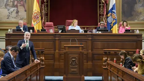 Fernando Clavijo durante su intervención en el Parlamento.