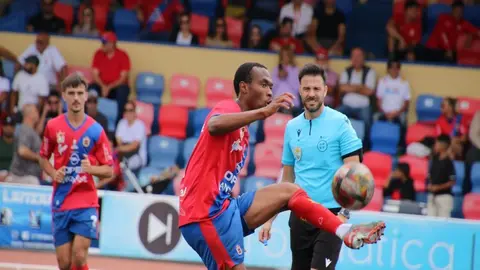 Imagen de uno de los lances del encuentro