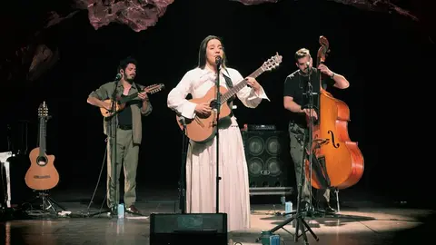 Valeria Castro en los Jameos del Agua.