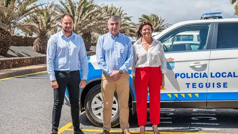Presentación de los nuevos vehículos de la Policía Local de Teguise.