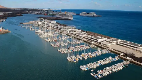 Zona de cruceros en Arrecife, y Marina Lanzarote