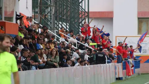 La afición rojilla se hizo sentir en el campo