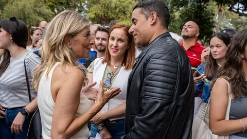 Yoné Caraballo habla con Yolanda Díaz