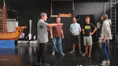 Ensayo de 'Loca Historia Maha'