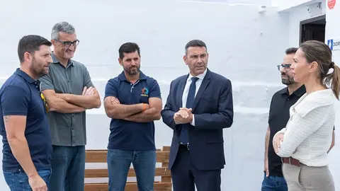 Imagen del encuentro previo a la inauguración. 