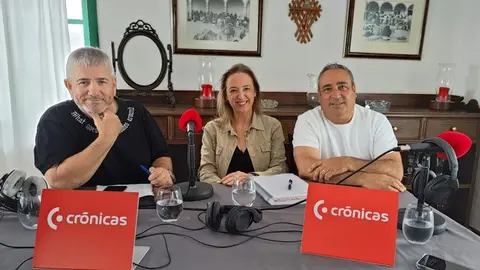 Chalo Frías, Laura San José y Ángel Vázquez en el programa especial con motivo del Día de Canarias.