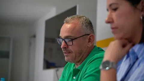 Jacobo Lemes con Abigail González.