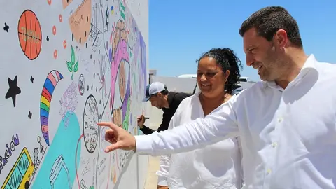 El alcalde de Yaiza y la concejala de Participación Ciudadana en una jornada en el IES Yaiza