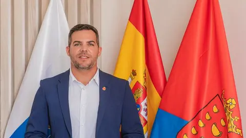 Jacobo Medina en la sede del Cabildo insular