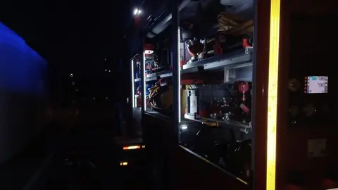 Los bomberos en el lugar del incendio