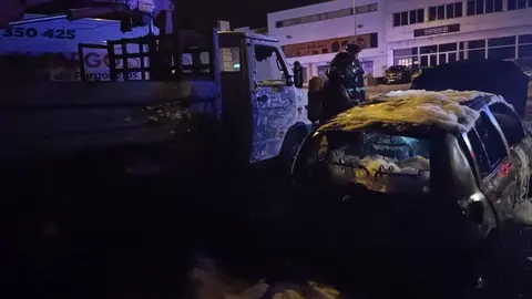 Incendio provocado este lunes de madrugada en San Bartolomé.