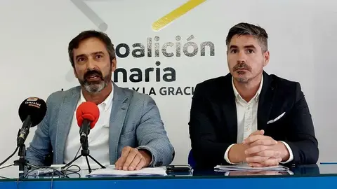 Pedro San Ginés con su abogado, que ha vuelto a ganar otro procedimiento.