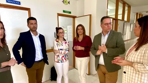 Visita del consejero Poli Suárez y Cristina Calero al IES En Altavista.