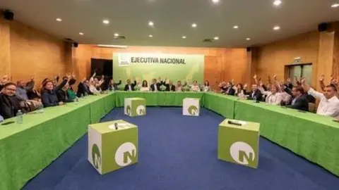 Imagen de la Ejecutiva Nacional de Nueva Canarias en otra votación anterior