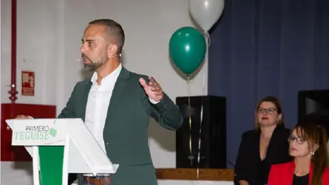 El presidente de Primero Teguise en un acto de su partido. 