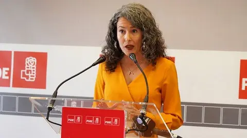 Ariagona González en una comparecencia ante los medios de comunicación.