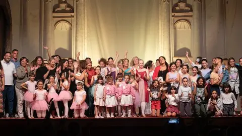 Las más pequeñas de la casa también participaron en los eventos culturales de La Villa