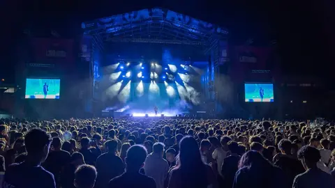 Miles de personas abarrotaron nuevamente la Ciudad Deportiva de Arrecife para acudir al evento