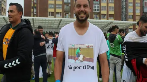 El autor del gol con una bonita dedicatoria para Poti
