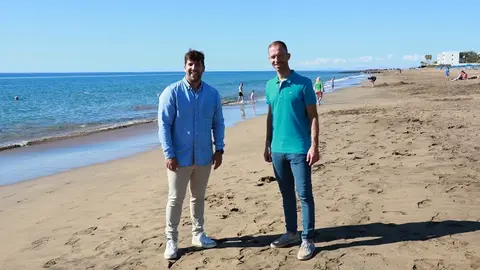 Concejales en Playa Grande.