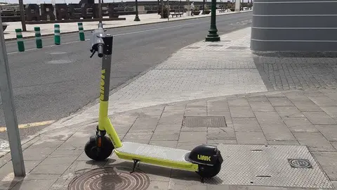 Imagen de una patineta en Arrecife.
