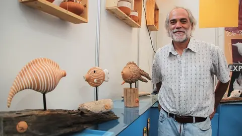 Tino Alemán en la Feria de Artesanía de Lanzarote.