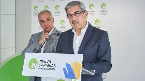 Román Rodríguez junto a Luis Campos.