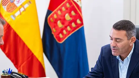 Oswaldo Betancort junto al consejero de Aguas del Cabildo de Lanzarote.