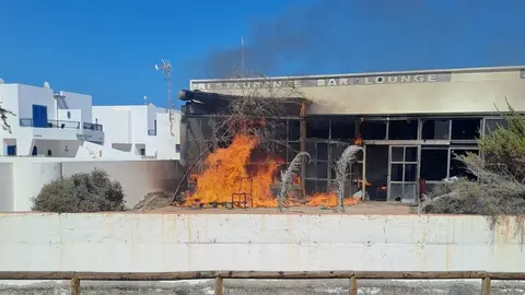 Momento en el que el incendio cogió más fuerza.