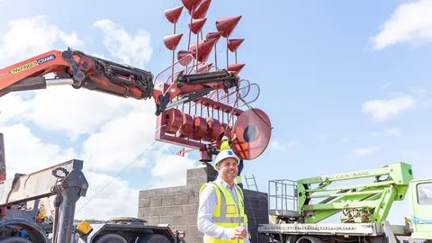 Instalación juguete de viento de Arrieta.