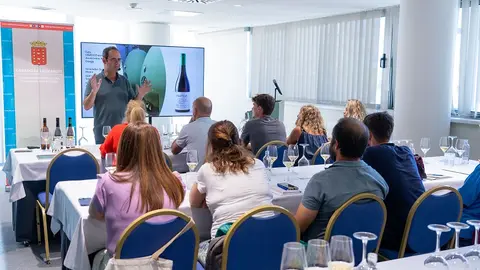 Taller de Vinos especiales.