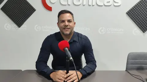 Jacobo Medina en Crónicas Radio.