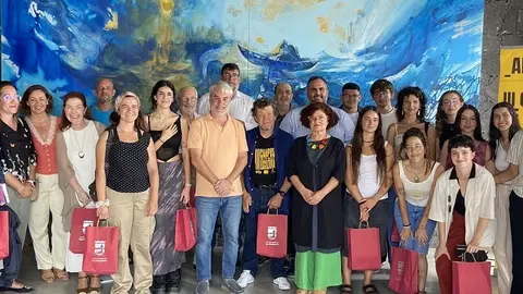 Foto de familia del campus de Escultura.