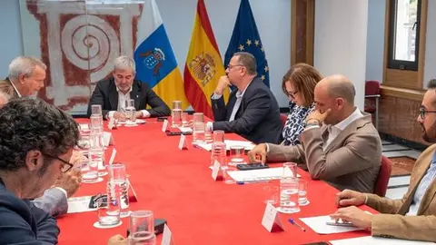 Imagen del encuentro de este viernes del Pacto Canario por la Inmigración