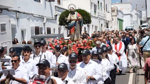 Procesión de las fiestas de San Bartolomé.