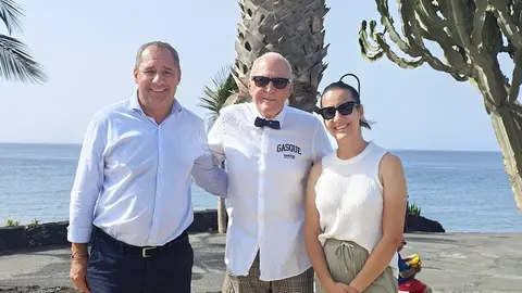 Juan Monzón junto a Kenneth Gasquet y Cintia Machñin