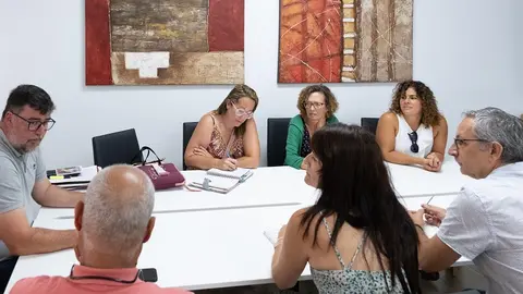 Visita de directores a Isidro Pérez y Estefanía Luzardo.