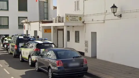 Guardia Civil de Tráfico en Arrecife.
