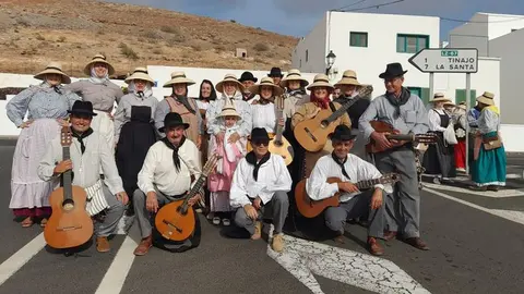 Grupos de toda la Isla acudieron a cumplir con la hermosa tradición de visitar a la Virgen de Los Dolores