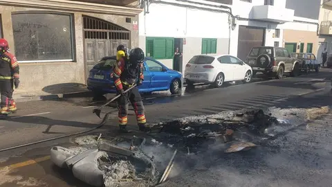 Imagen de cómo quedó la zona tras la actuación de los bomberos