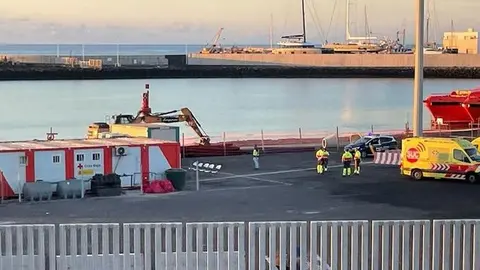 El operativo dispuesto y preparado para la llegada de los tripulantes de las nuevas pateras a Puerto Naos.