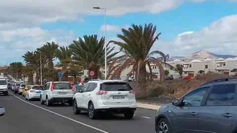 Las colas han ido aumentando con el paso de las horas