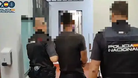 Detención del autor de los robos con violencia por parte de la  de la Policía Nacional