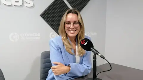 María Fernández en Crónicas Radio.
