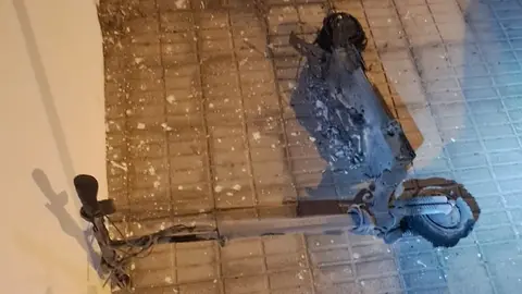 Estado en el que quedó el patinete.